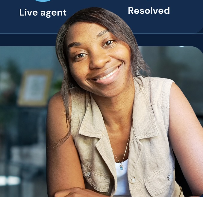 Female Contact Center employee